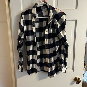 L.L. Bean Blue and White Casual Button Down Shirt
